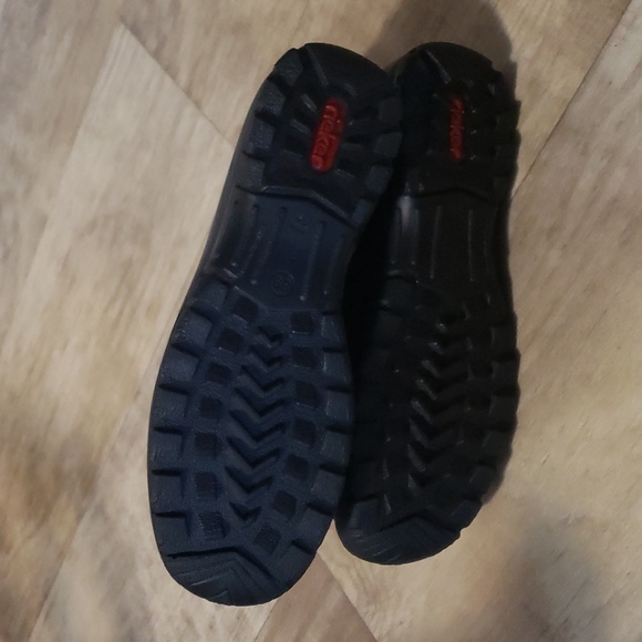 Rieker brown and tan 8 - Picture 3 of 3